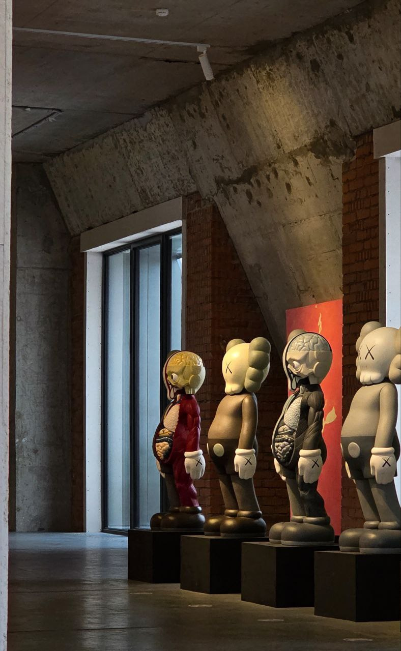 Дом с Атлантами. Фотограф Иван Антонов