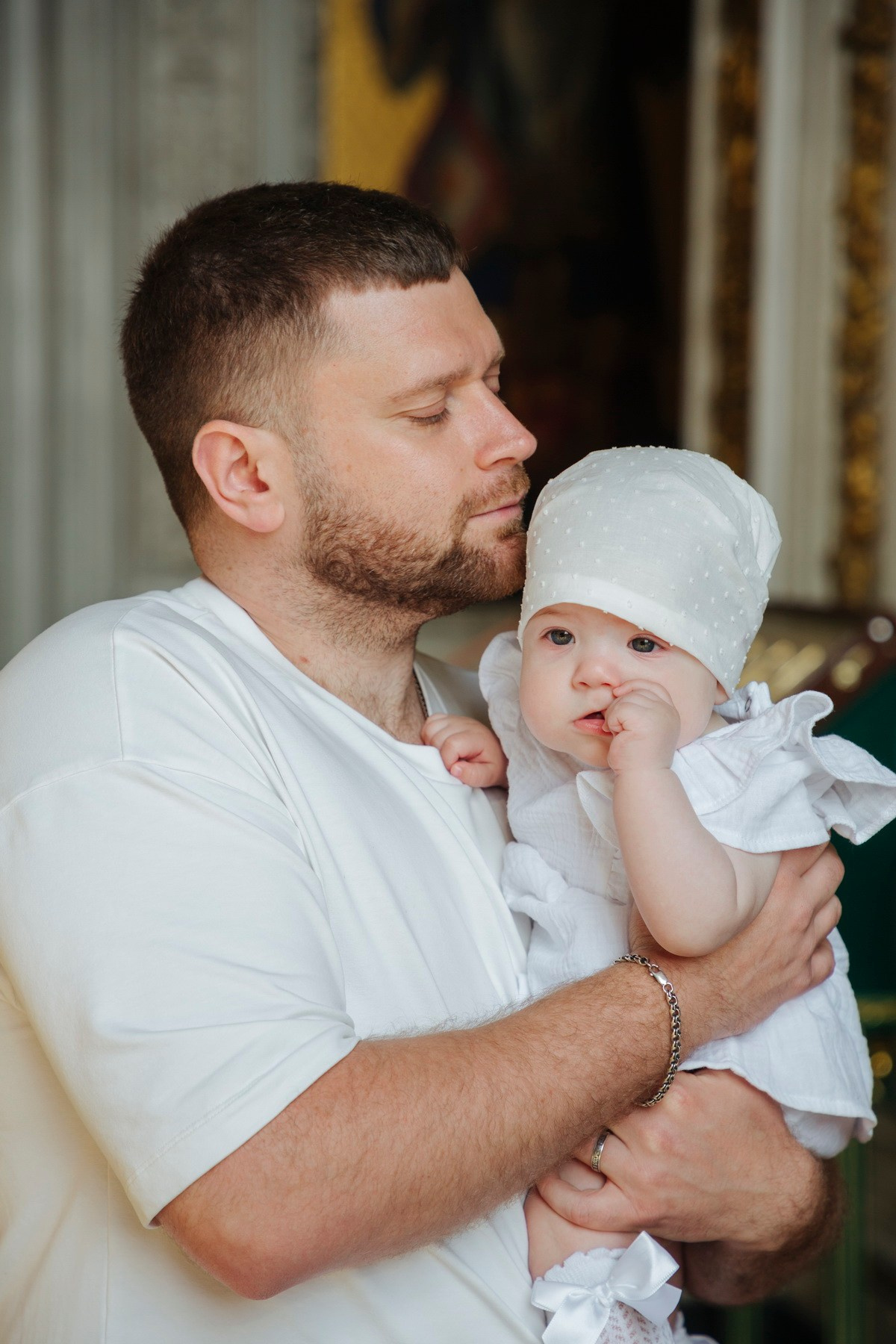 Крещение девочки в Исаакиевском соборе сколько стоит крещение, топ лучших храмов в спб, где провести Крещение девочки, цена крестин в Исаакиевском соборе