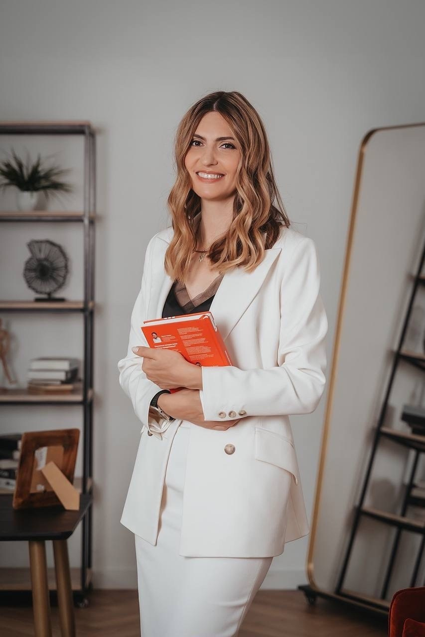 Образы на фотосессии. Прически и макияж на свадьбу, фотосессию, корпоратив от стилиста Кандаловой Елены в Москве, Домодедово