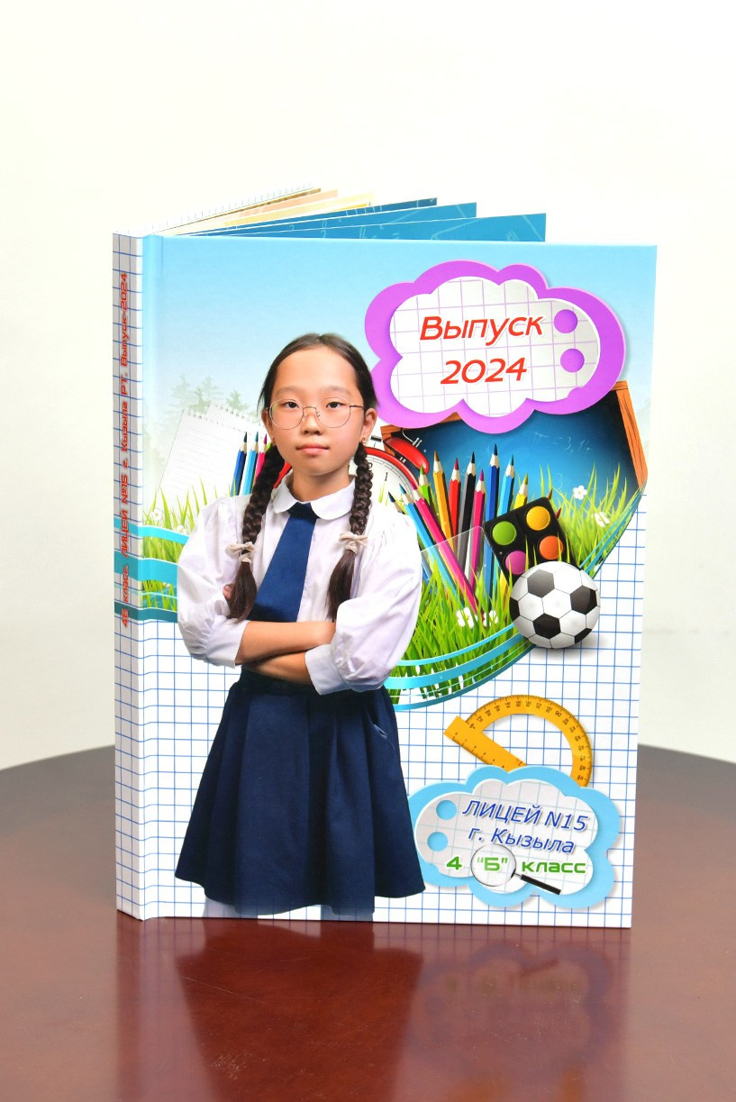Фотокнига «Тетрадь-10». Фотоальбомы для выпускников в Кызыле и республике Тыва
