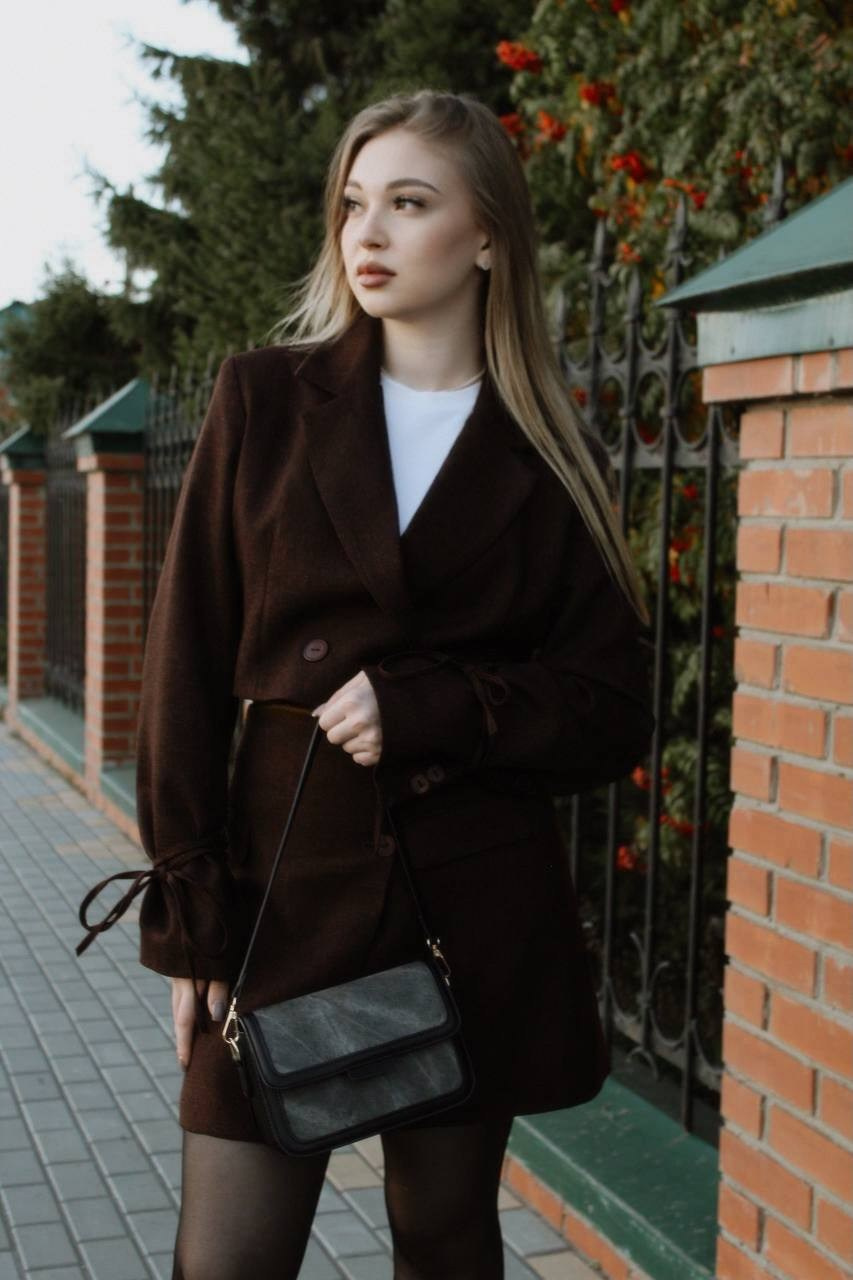 ЖЕНЯ