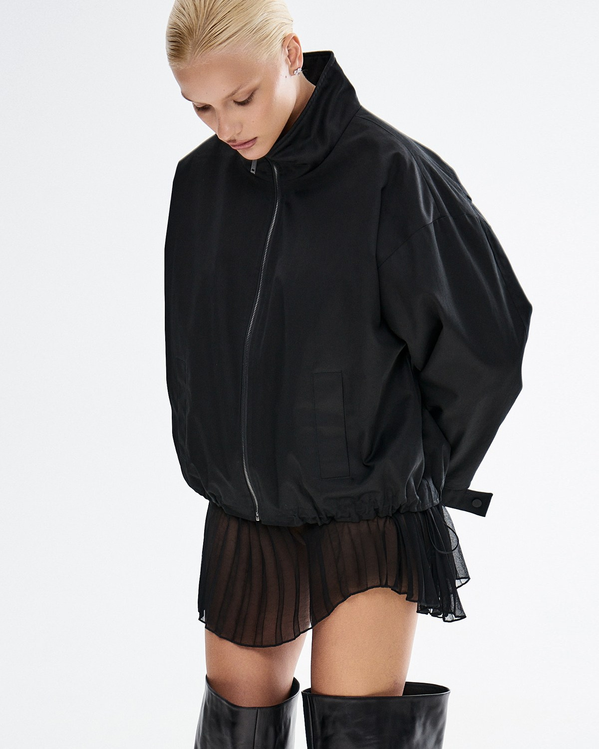 ROOM513. Фотограф и видеограф для брендов в Москве