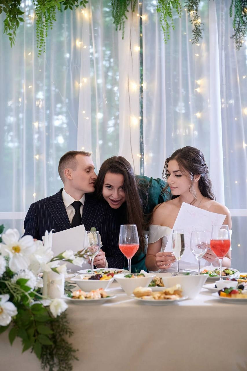 Ведущая Кэбш. Подрядчики и друзья сети свадебных площадок House for wedding