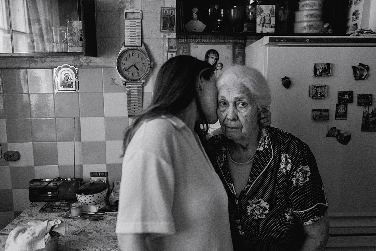 Бабушкино счастье. Семейный документальный фотограф в Волгограде Мариэта Додина