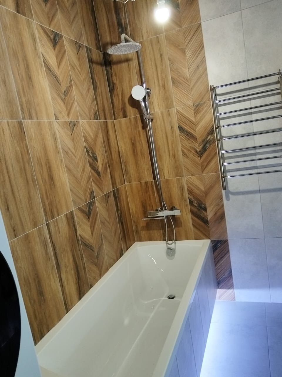 Ванная комната (с. Осиново, ул. Солнечная, д. 67а). Ремонт санузла, туалета, ванной под ключ в Казани. Укладка плитки