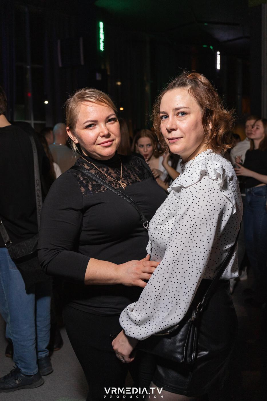 Выходные в баре «DOSKI»