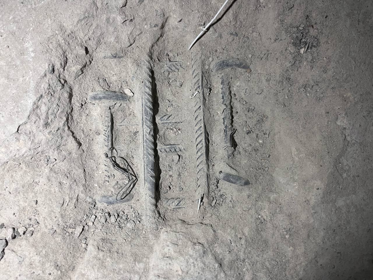 Определение расположения арматурных стержней и параметров армирования монолитных железобетонных плит перекрытий. Ультразвуковое и георадарное обследование бетонных и железобетонных конструкций в Москве и МО