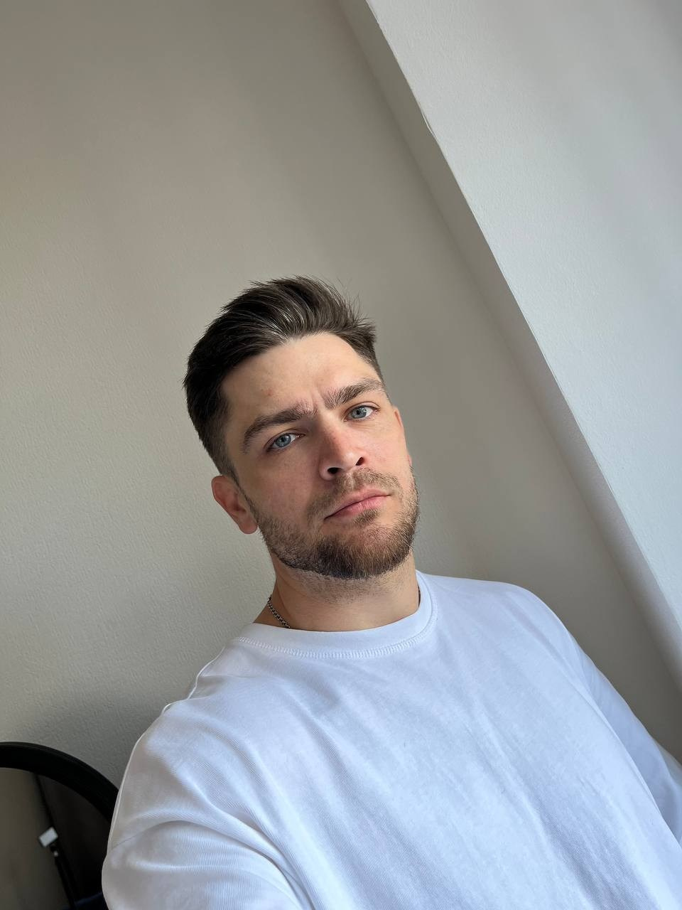 Сергей, 176 см, 46-48 р-р. KED Production — продакшн из СПб. Создаём фото, видео и контент, который помогает брендам и селлерам продавать больше