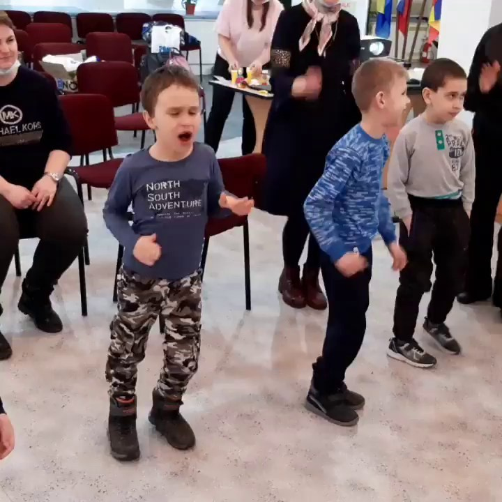 Второе занятие по логоритмике: радость, движение и новые знания! 🎶✨