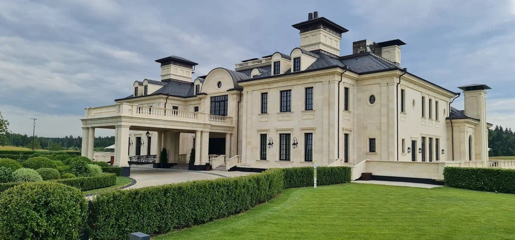 Raevo Golf & Country Club Московск область. Фотограф для маркетплейсов Михаил Бове