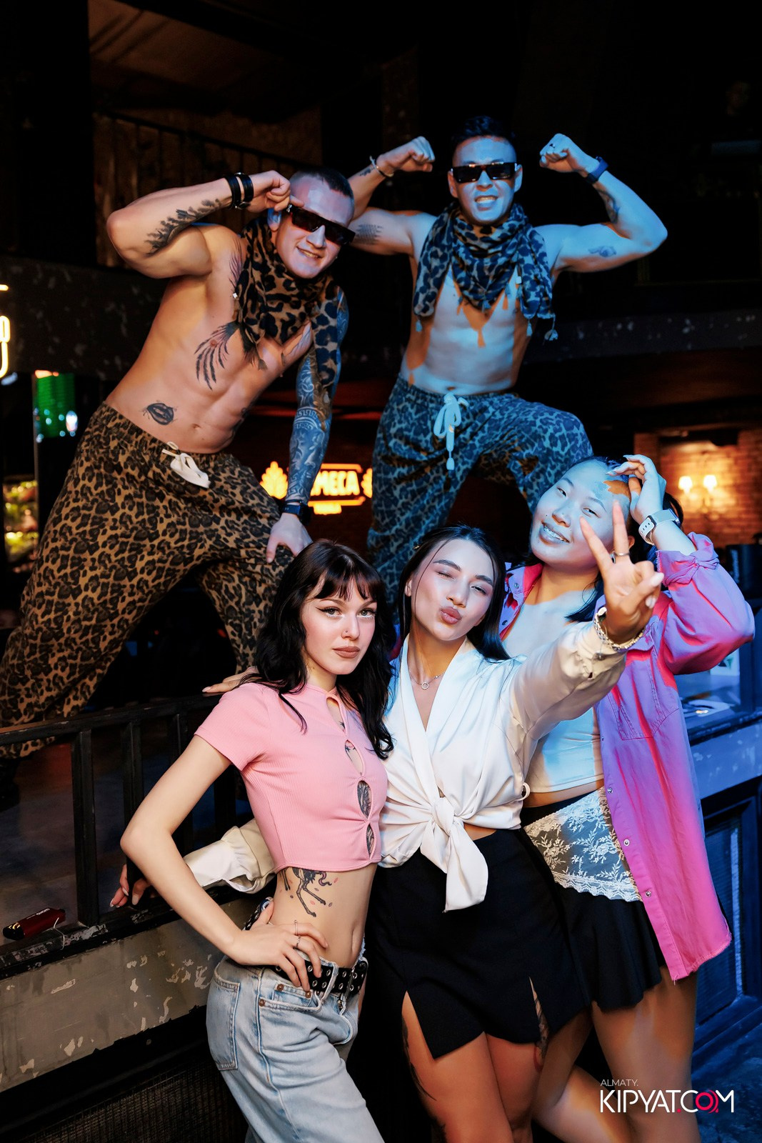 МУЗЫКАЛЬНОЕ ЛОТО В HIT RETRO. КИПЯТКОМ АЛМАТЫ! Фотосъемка мероприятий в Алматы