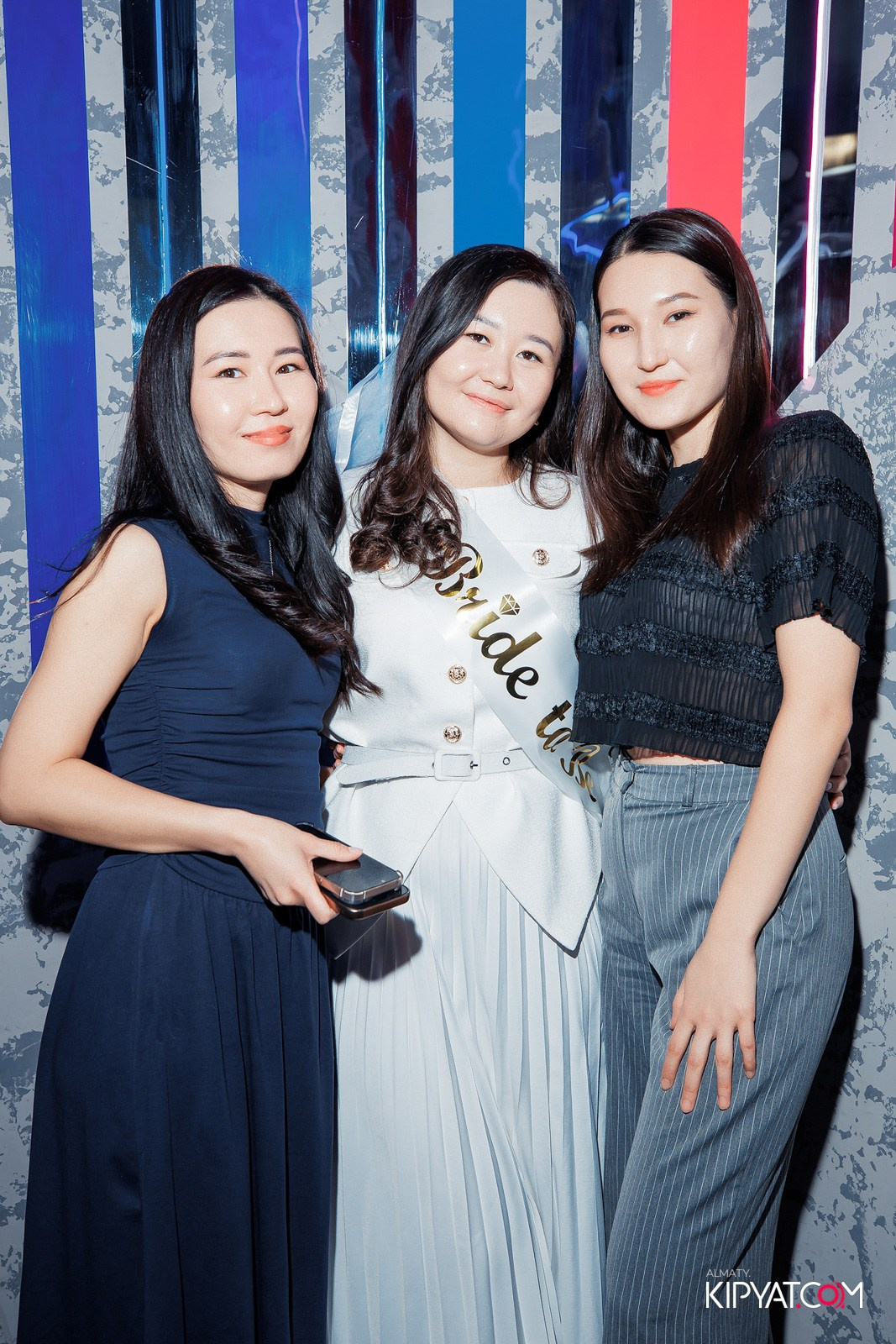 УХО И МЕДВЕДЬ НА ГАГАРИНА. КИПЯТКОМ АЛМАТЫ! Фотосъемка мероприятий в Алматы