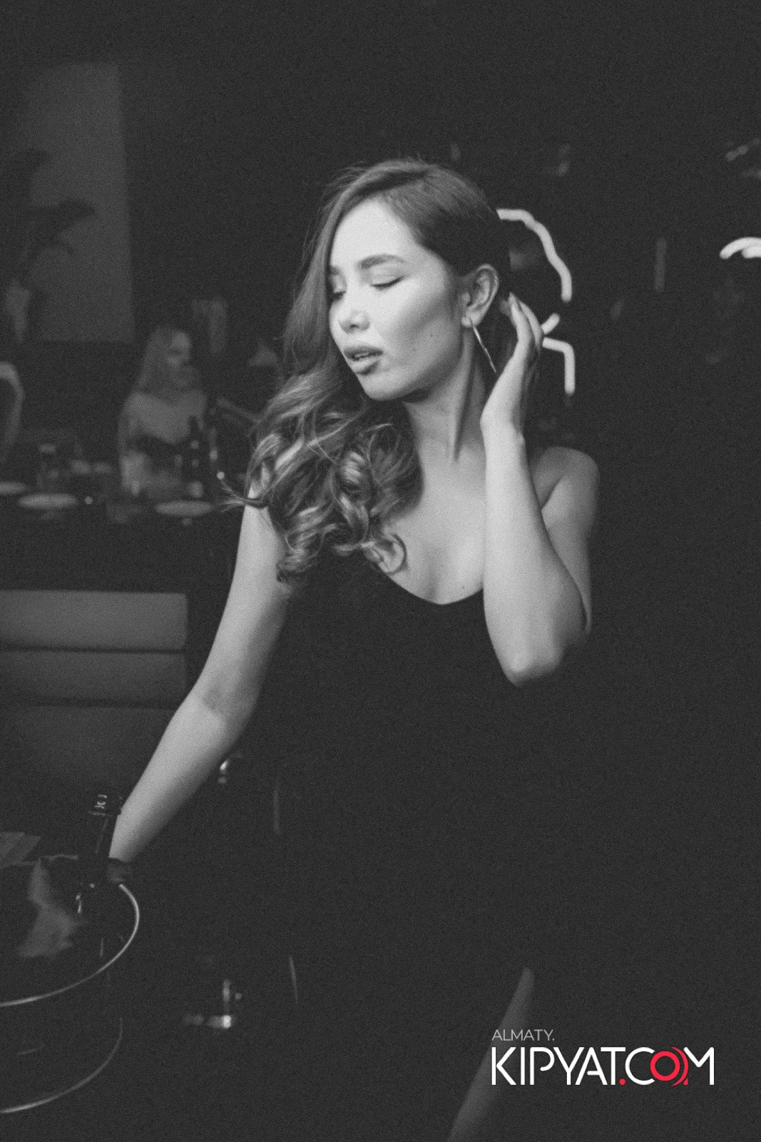 SANTA BARBARA — МЮЗИКЛ ДЖУЛИЯ. КИПЯТКОМ АЛМАТЫ!