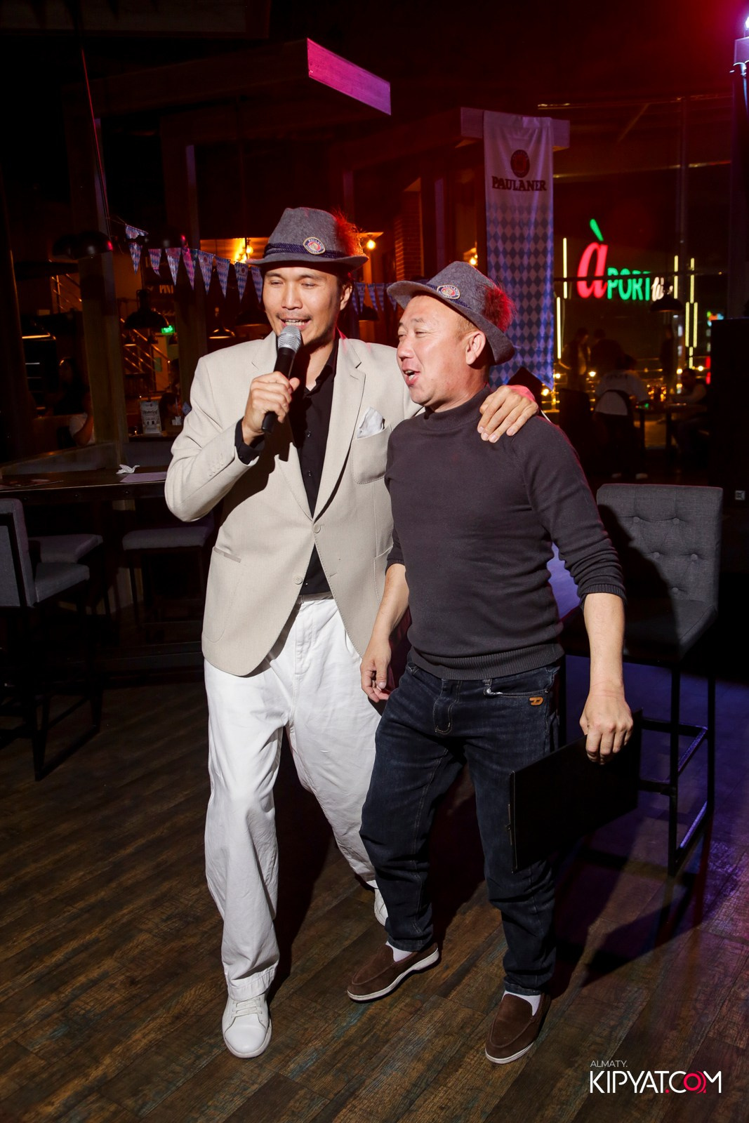 OKTOBERFEST — ПИНТА APORT MALL. КИПЯТКОМ АЛМАТЫ!