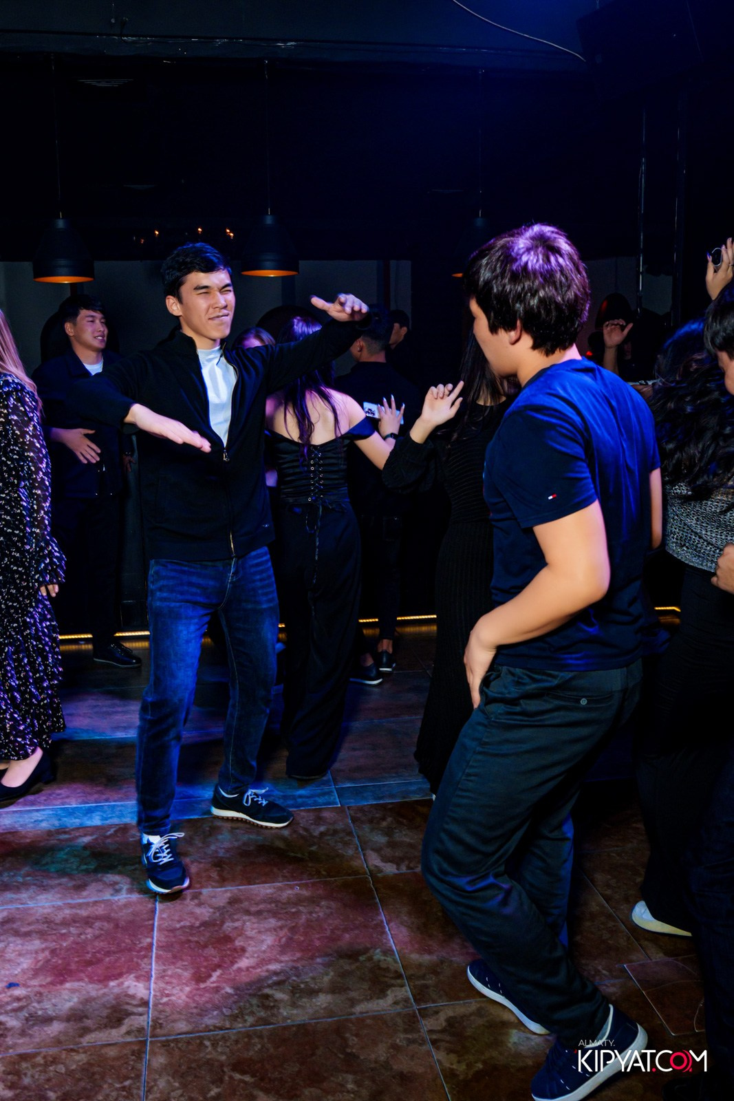 ARAGOSTA. КИПЯТКОМ АЛМАТЫ!