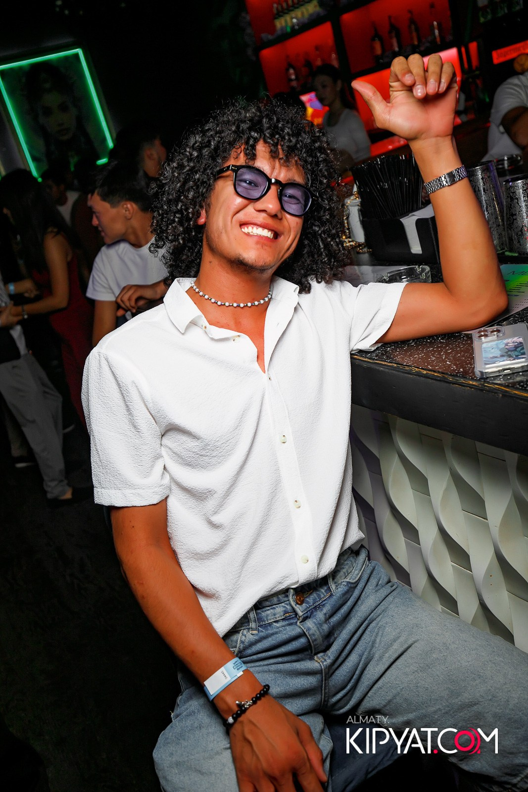 UYAT EMES BAR. КИПЯТКОМ АЛМАТЫ!