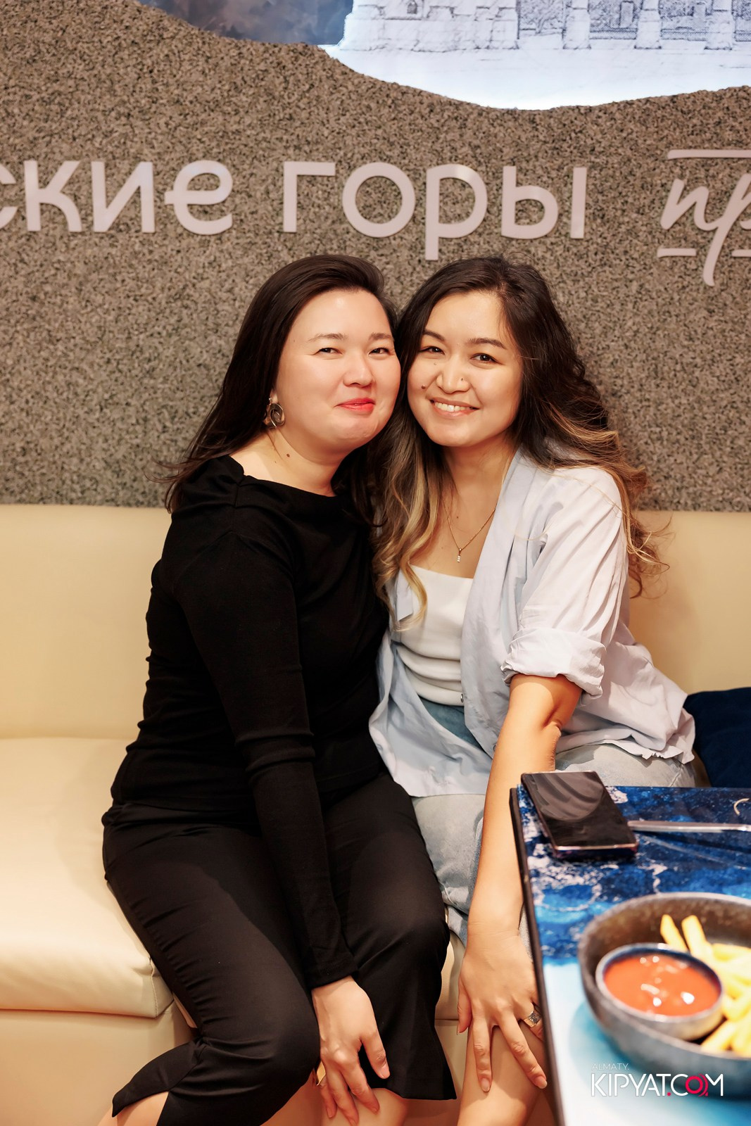 КАРАОКЕ JANYM SOUL НА МАРКОВА. КИПЯТКОМ АЛМАТЫ!