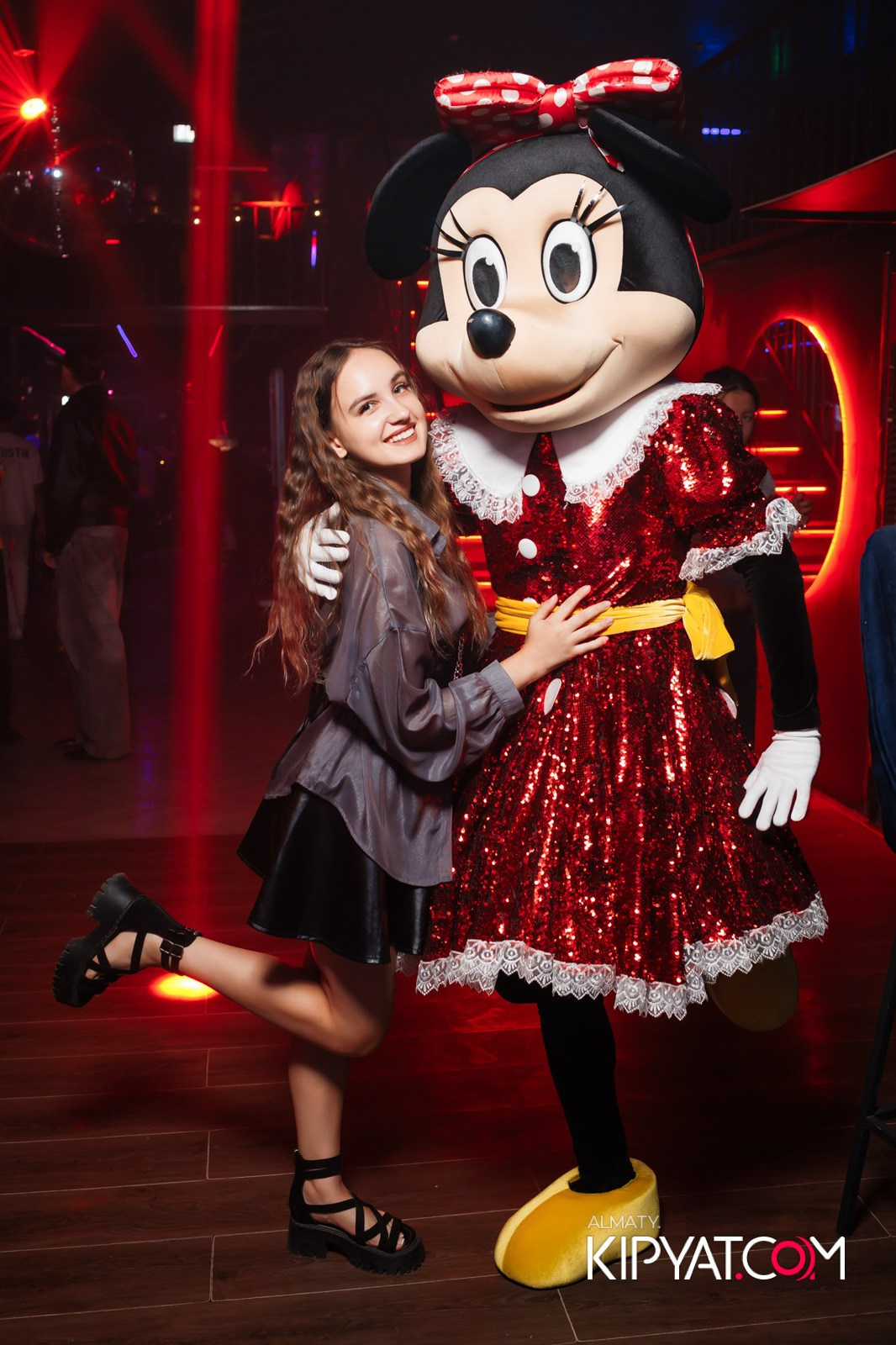 НОЧНОЙ КЛУБ ICON. КИПЯТКОМ АЛМАТЫ!