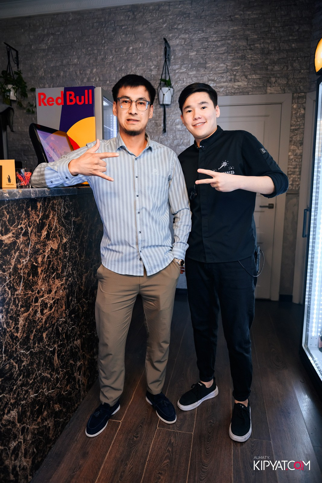 УХО И МЕДВЕДЬ НА ГАГАРИНА. КИПЯТКОМ АЛМАТЫ!