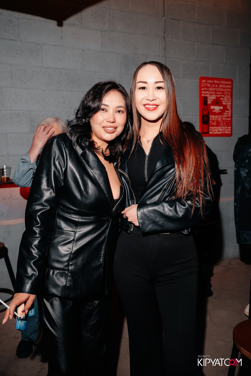 НОЧНОЙ РЕЙВ. КИПЯТКОМ АЛМАТЫ!