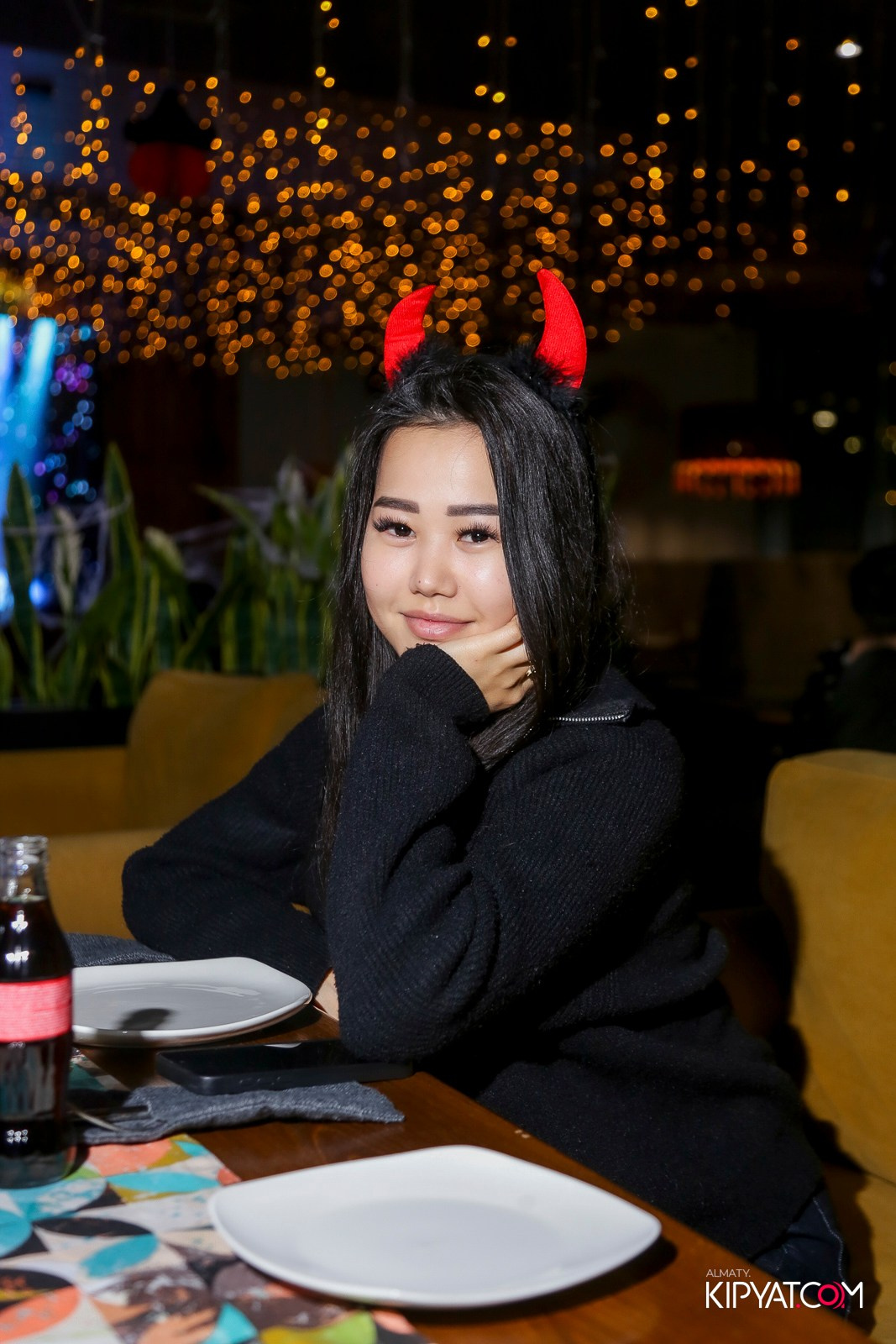 LIFE GRILL CAFE. КИПЯТКОМ АЛМАТЫ!