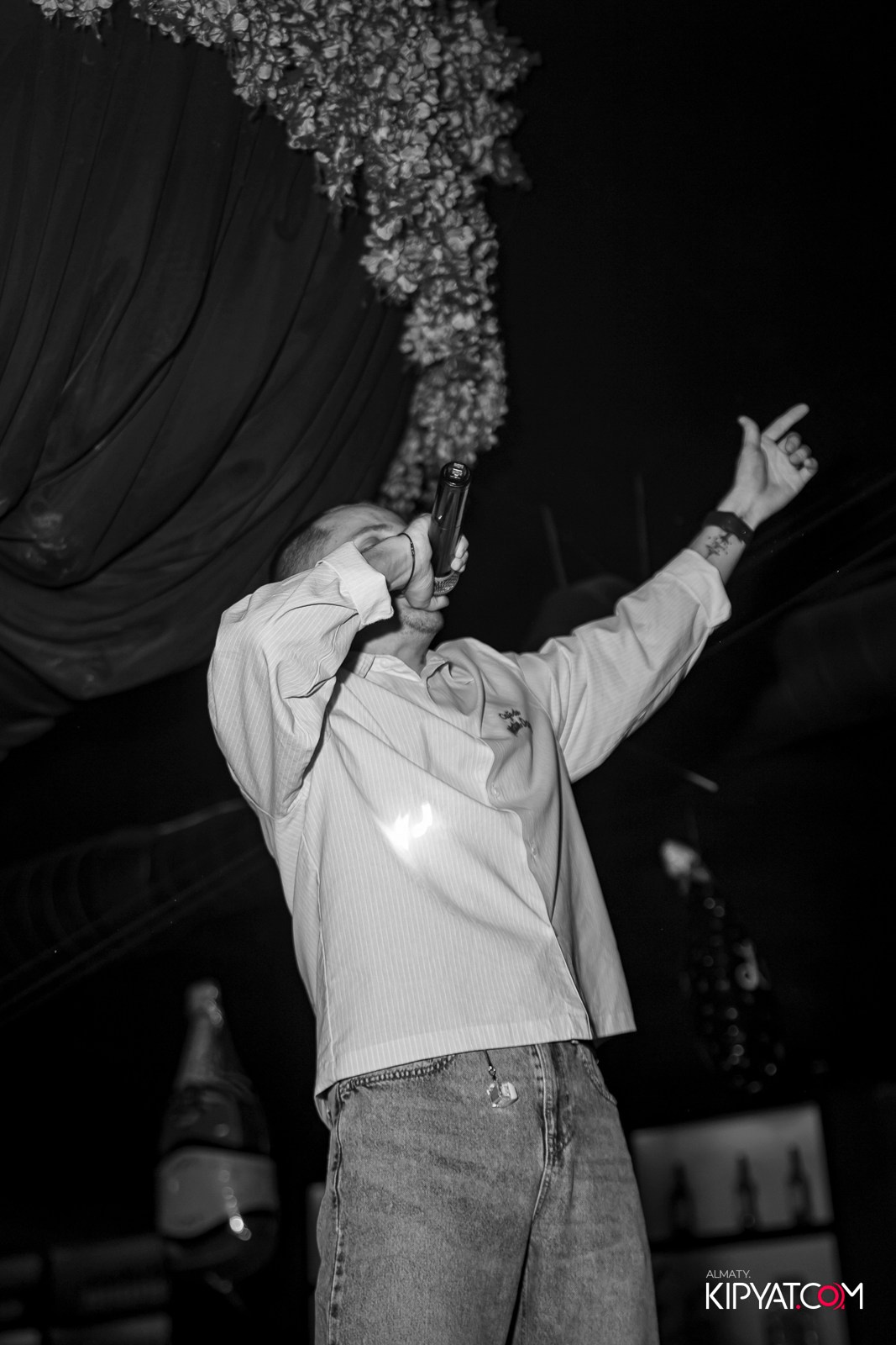 UYAT EMES BAR. КИПЯТКОМ АЛМАТЫ!