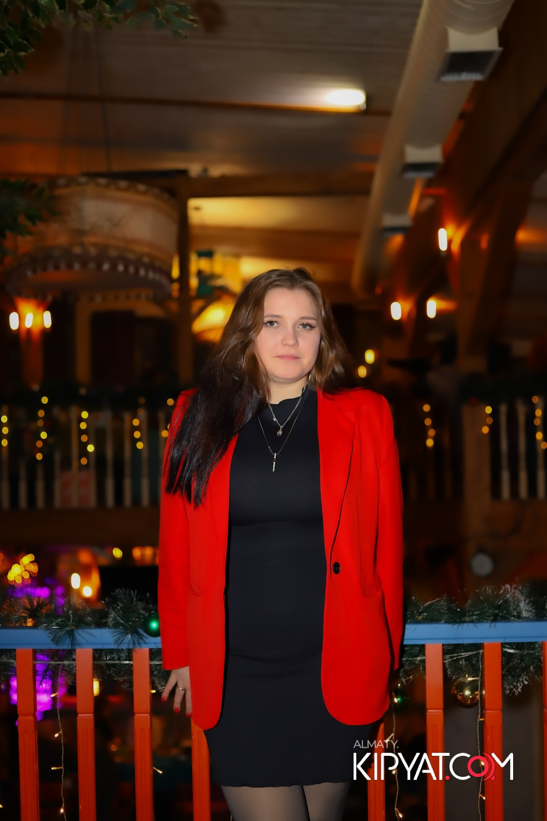 ГРУЗИНСКИЙ ДВОР НА КАБАНБАЙ БАТЫРА. КИПЯТКОМ АЛМАТЫ!