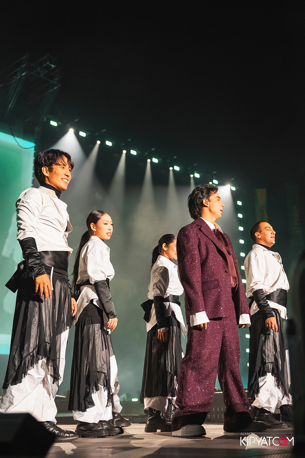 КОНЦЕРТ МИРАСА ЖУГУНУСОВА НА ЦЕНТРАЛЬНОМ СТАДИОНЕ. КИПЯТКОМ АЛМАТЫ!