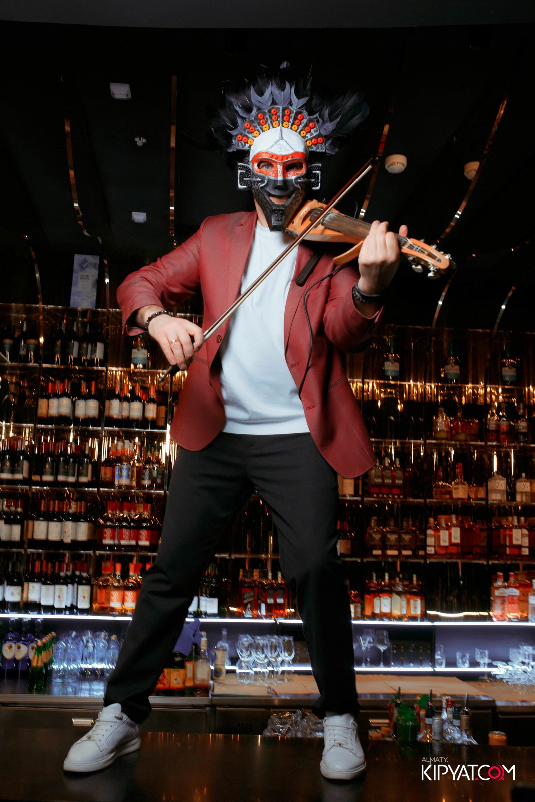 MOOD KARAOKE & TERRACE. КИПЯТКОМ АЛМАТЫ!