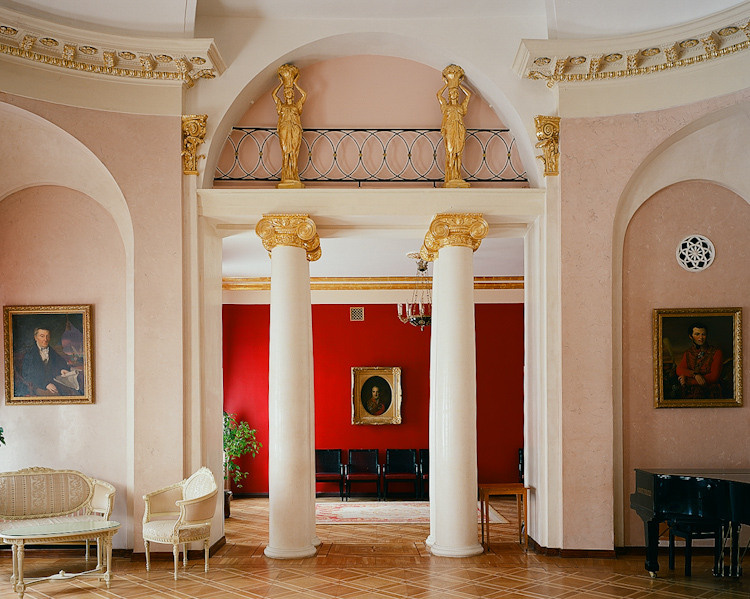 Moscow’s Pre-Revolutionary Interiors for Bolshoi Gorod Magazine. Petr Antonov