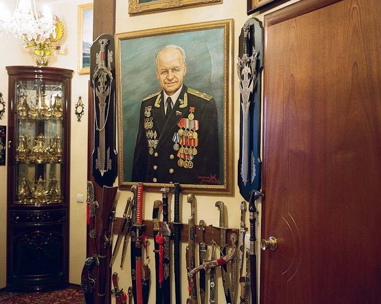 2012 Elections Independent Candidates for Bolshoi Gorod Magazine. Petr Antonov