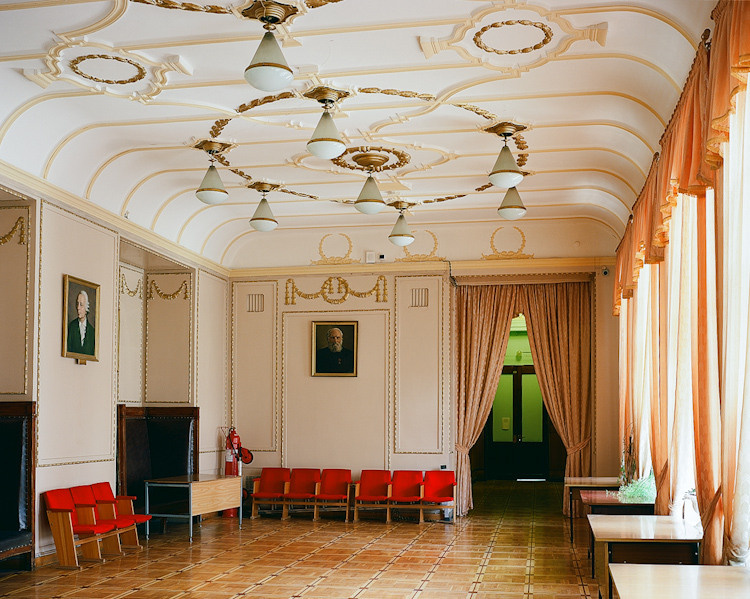 Moscow’s Pre-Revolutionary Interiors for Bolshoi Gorod Magazine. Petr Antonov