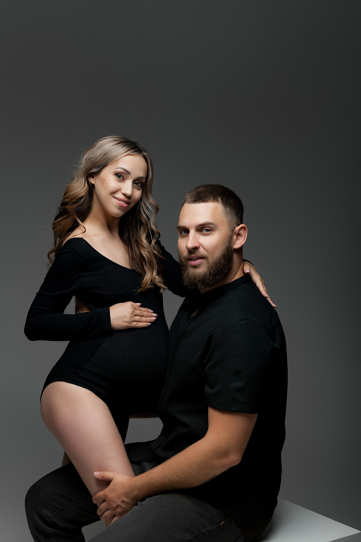 Фотосессии беременности в стиле минимализм. Фотограф беременности Краснодар