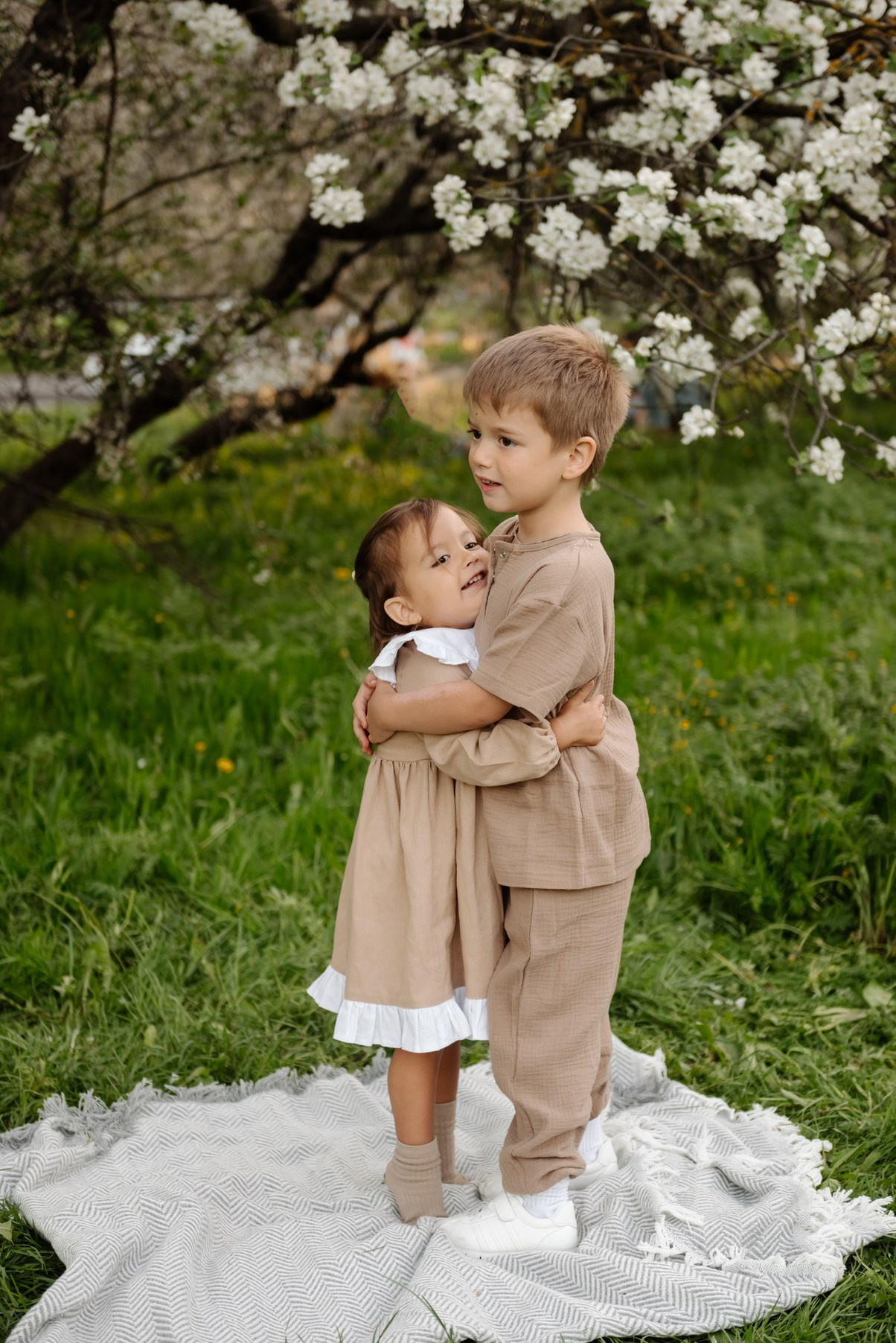 Яблоневое цветение. Свадебный и сеейный фотограф в Санкт-Петербурге Елена Худякова