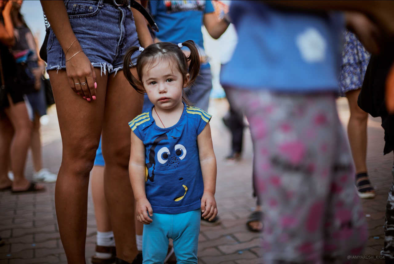 Детскому кинотеатру «Мечта» 7 лет. Детский и семейный фотограф в Красноярске Настя Ярош