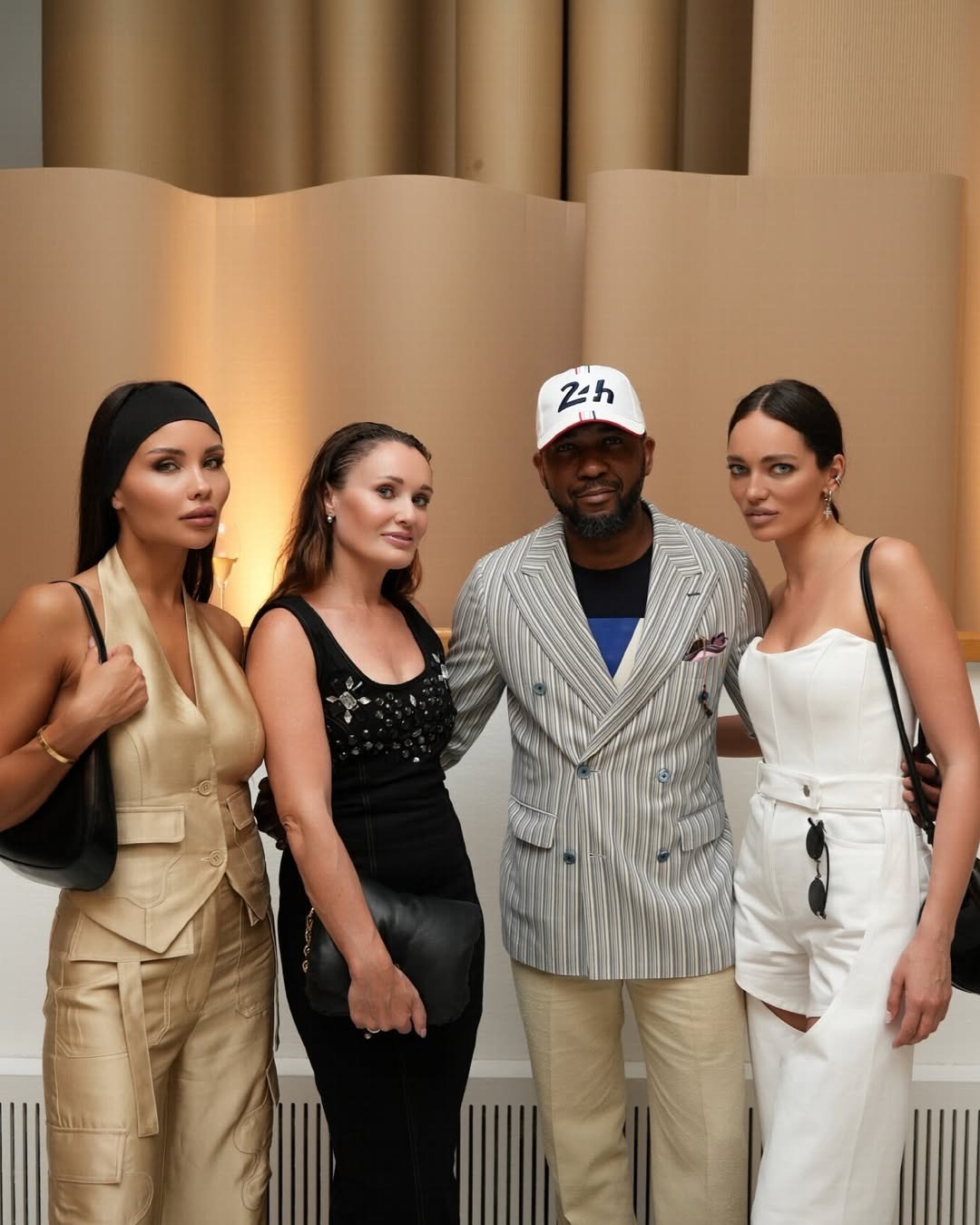 Pani Elena. Photographer of your fashion moments