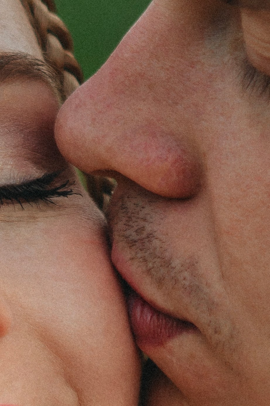 Искры между нами. Семейный и свадебный фотограф Сочи Адлер Сириус Красная поляна