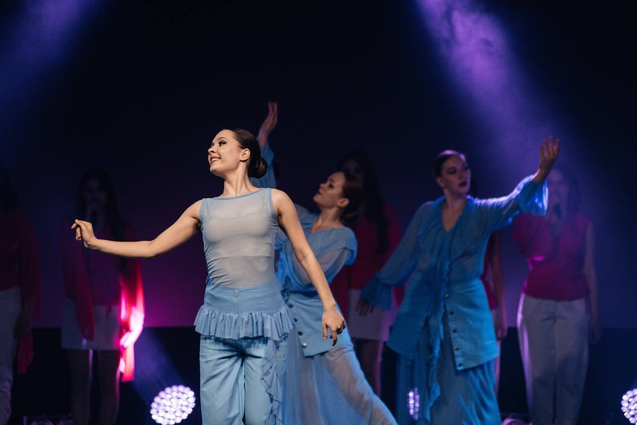 Закрытие Студенческой весны на Алтае «Феста 2025». Танцевальная шоу-группа «GRANAT»