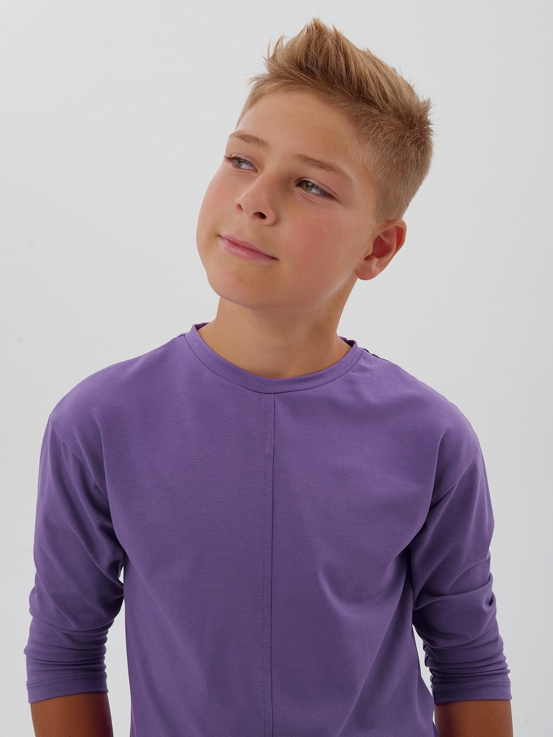 Детская одежда: лонгсливы и футболки. Портретный фотограф в Санкт-Петербурге