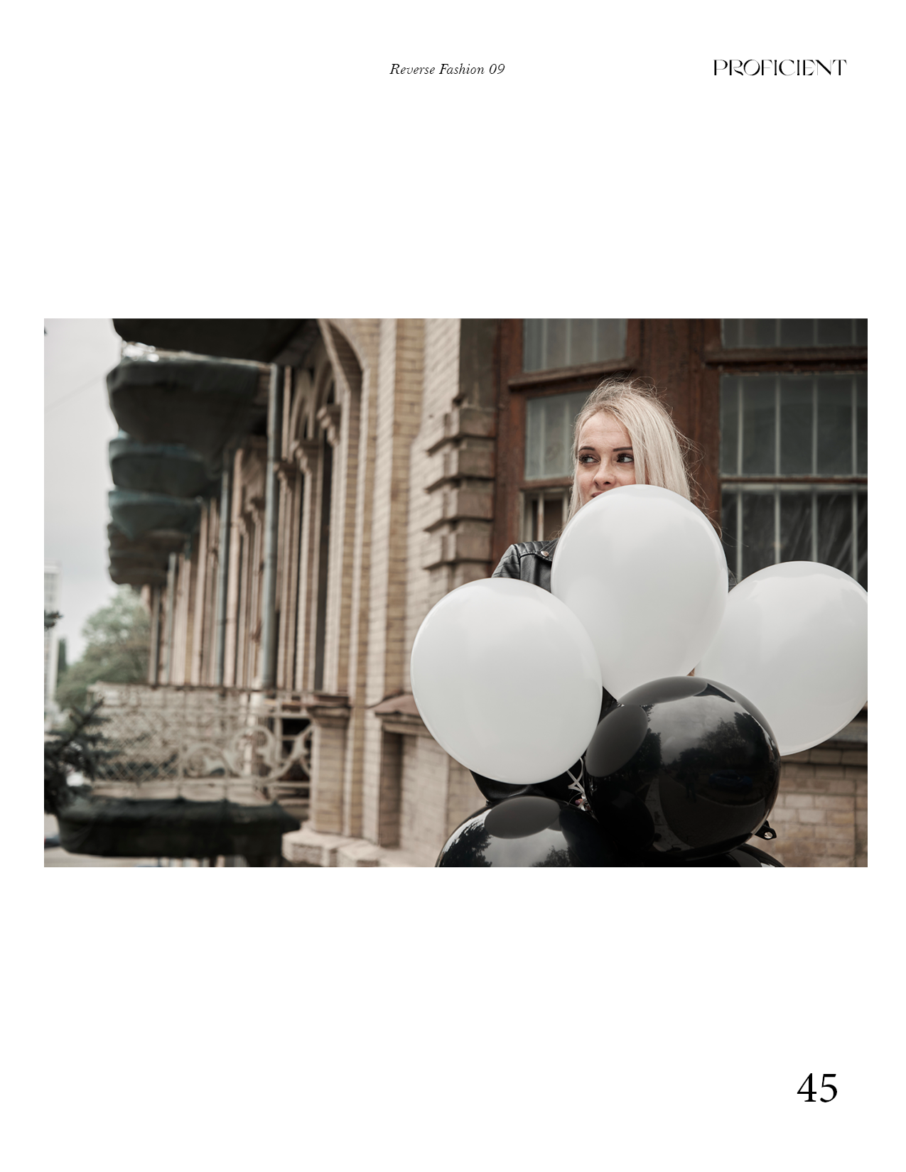 Фотосессия "Blonde and Balls" для журнала PROFICIENT Magazine. Анна Потявина. Фотограф Москва