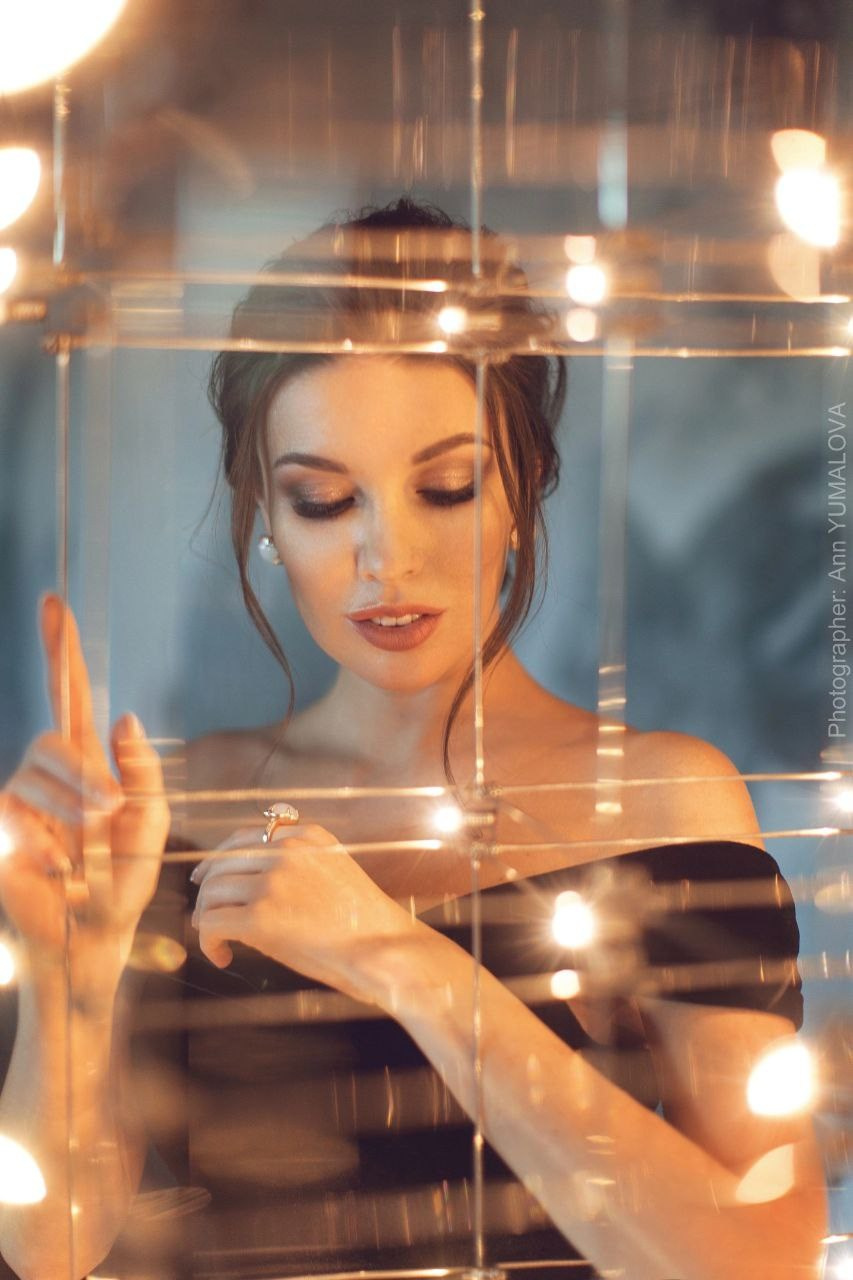 Женский портрет. Женский фотограф в Санк-Петербурге и Москве — фотосессия девушки в студии, портрет, фотосъемка