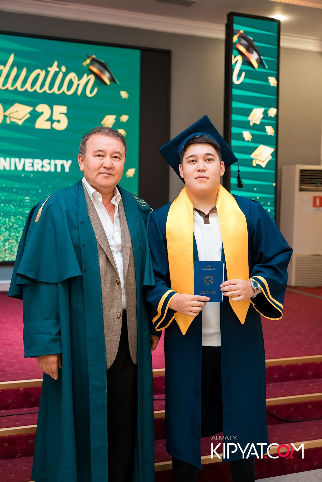 GRADUATION 2025 Q UNIVERSITY. КИПЯТКОМ АЛМАТЫ!