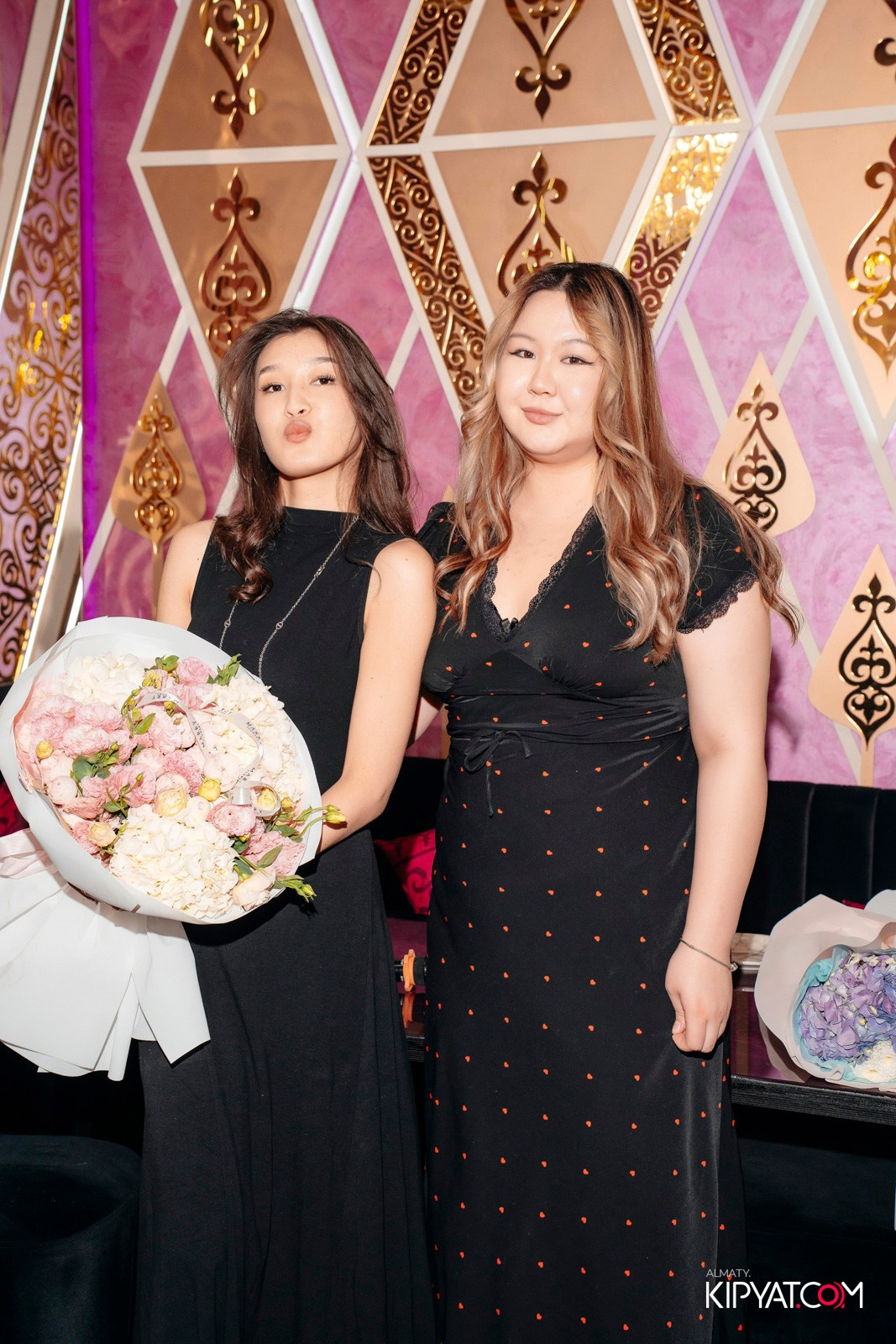 MOOD KARAOKE & TERRACE. КИПЯТКОМ АЛМАТЫ!