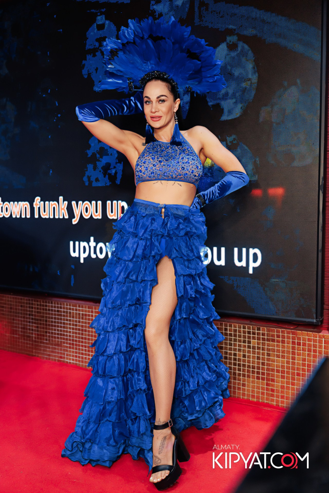 ЗАЯ, НА БИС. КИПЯТКОМ АЛМАТЫ!