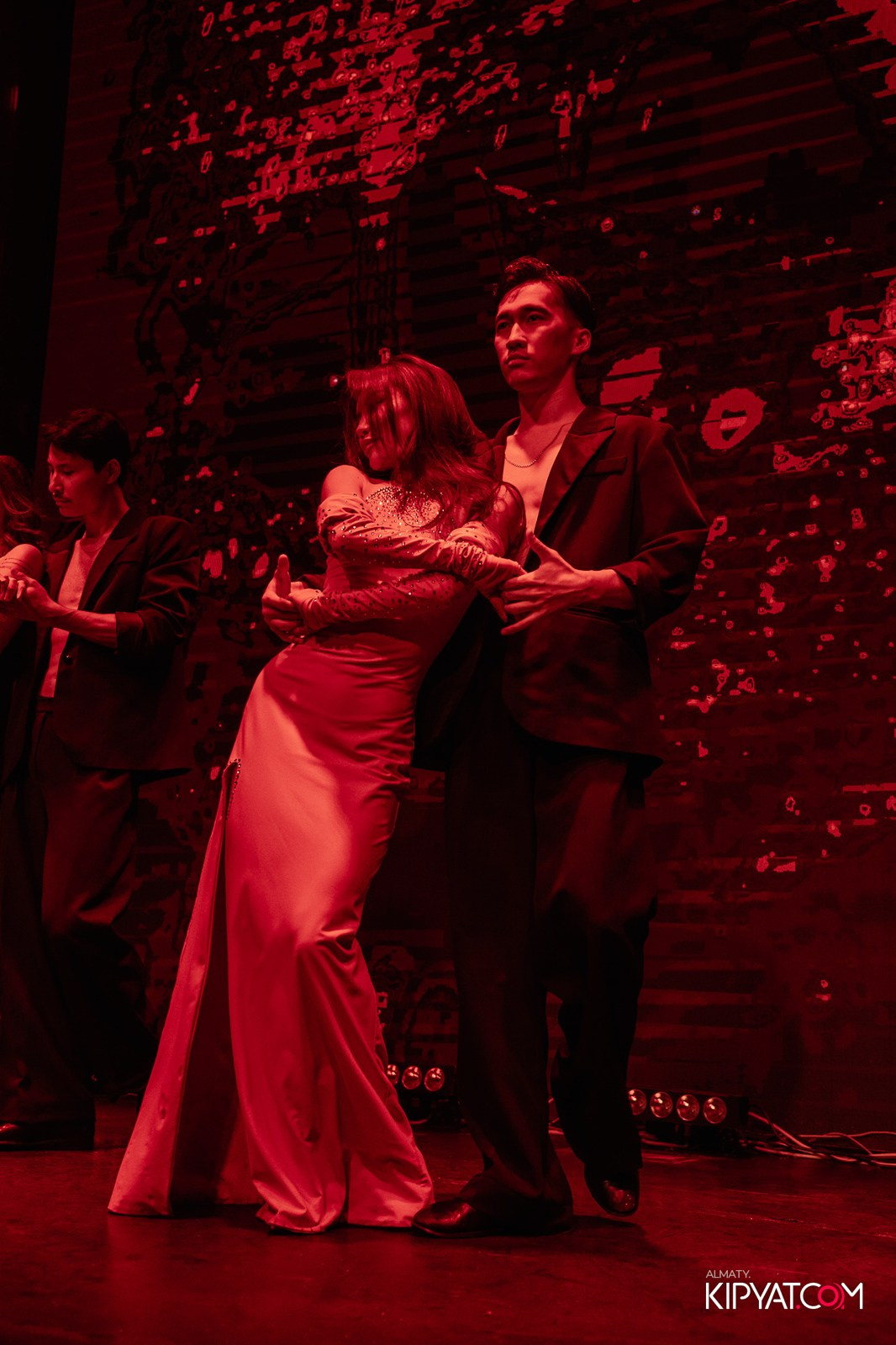 QUEEN. КИПЯТКОМ АЛМАТЫ!