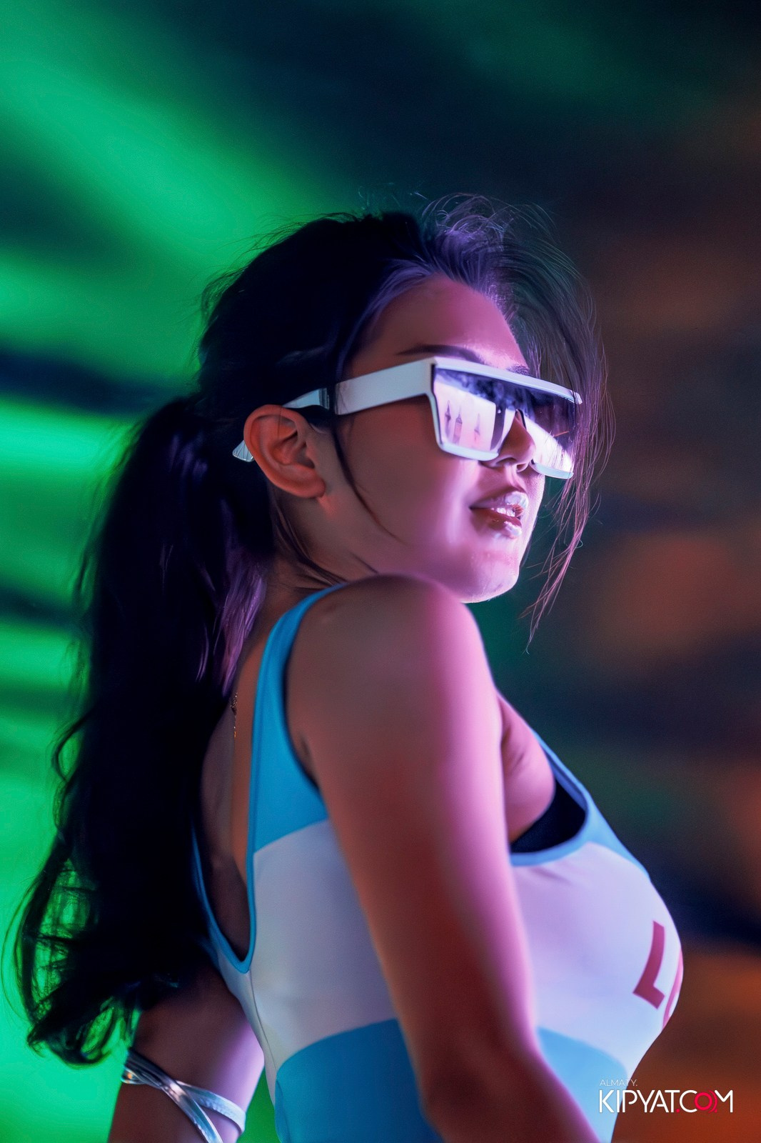 UYAT EMES BAR. КИПЯТКОМ АЛМАТЫ!