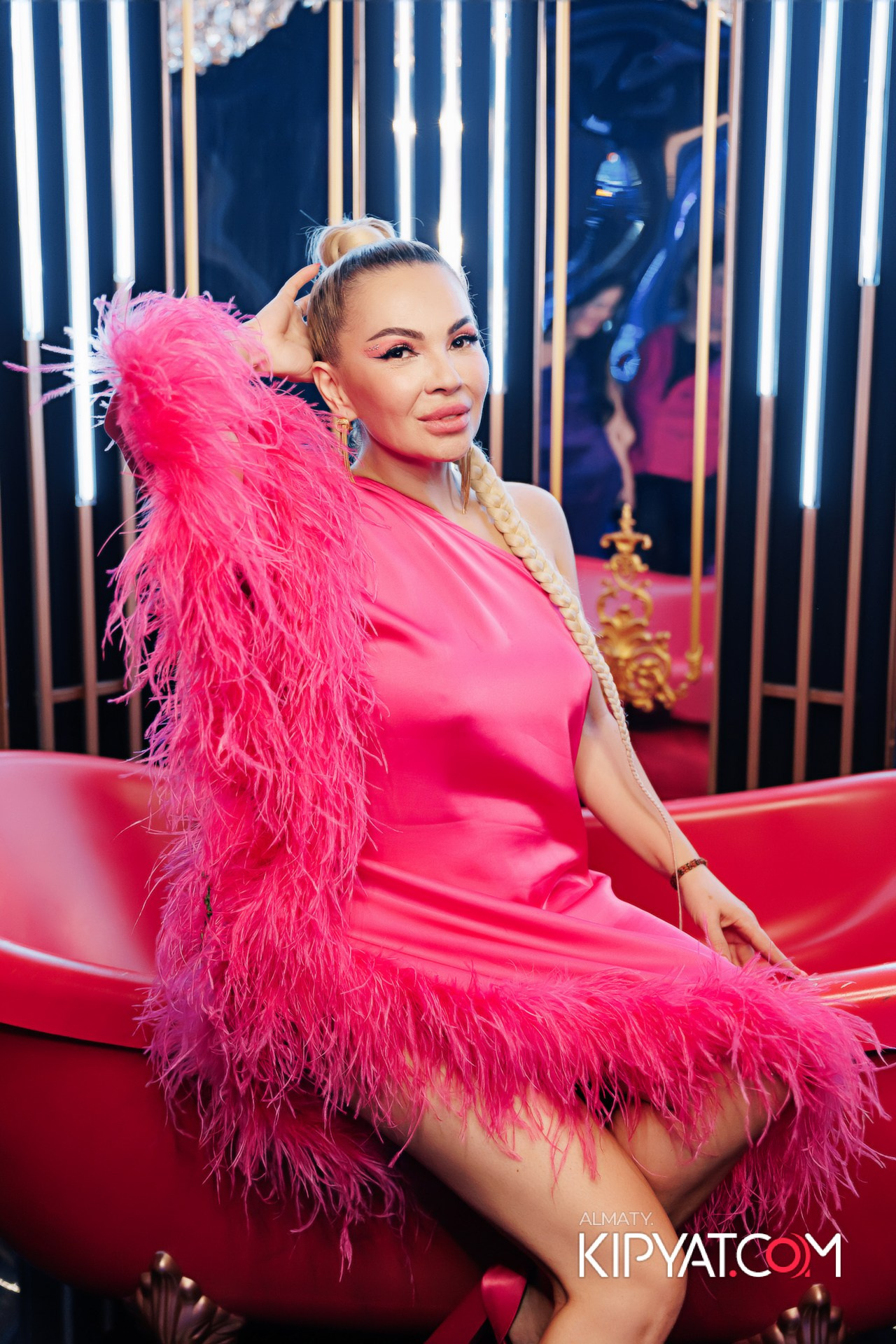 ЗАЯ НА БИС!. КИПЯТКОМ АЛМАТЫ!