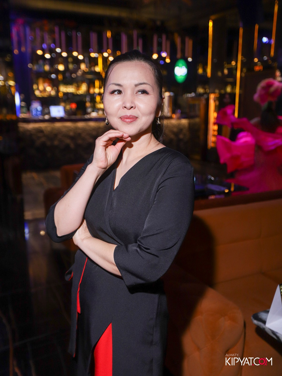 БАР ПАНАЕХАЛИ НА ДОСТЫК. КИПЯТКОМ АЛМАТЫ! Фотосъемка мероприятий в Алматы