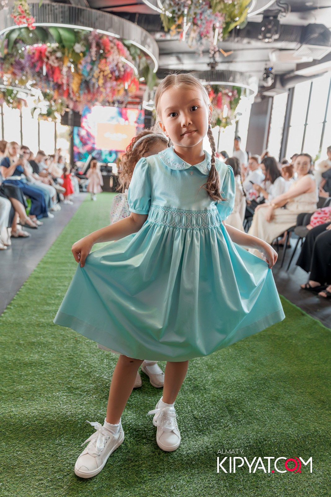 PROM KIDS FASHION SHOW. КИПЯТКОМ АЛМАТЫ!