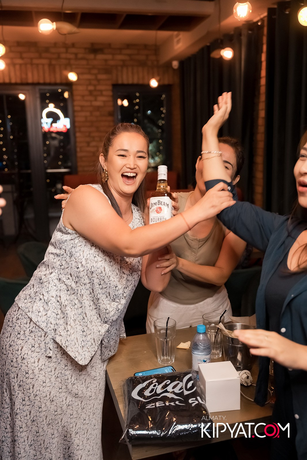 ПИНТА НА ГОГОЛЯ. КИПЯТКОМ АЛМАТЫ!